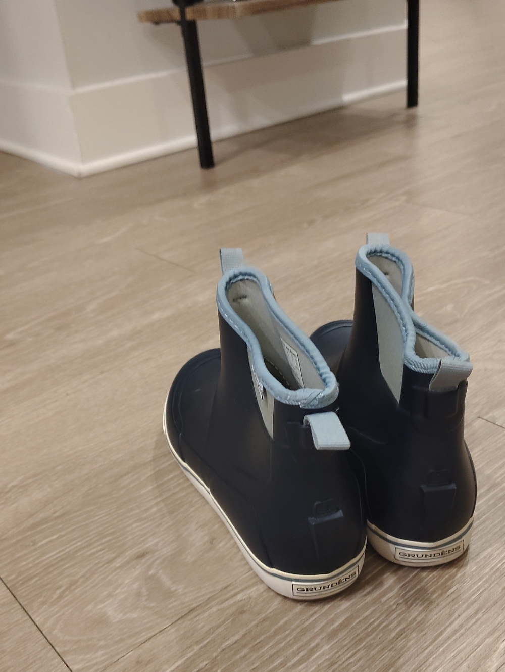 Grundéns Women's Navy Short Rain Boots - Waterproof Ankle Boot - Picture 3 of 6